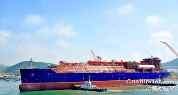 大船集团首艘85000立方米超大型乙烷乙烯运输船出坞
