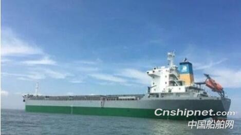 东南造船2艘20500DWT散货船分别交付下水
