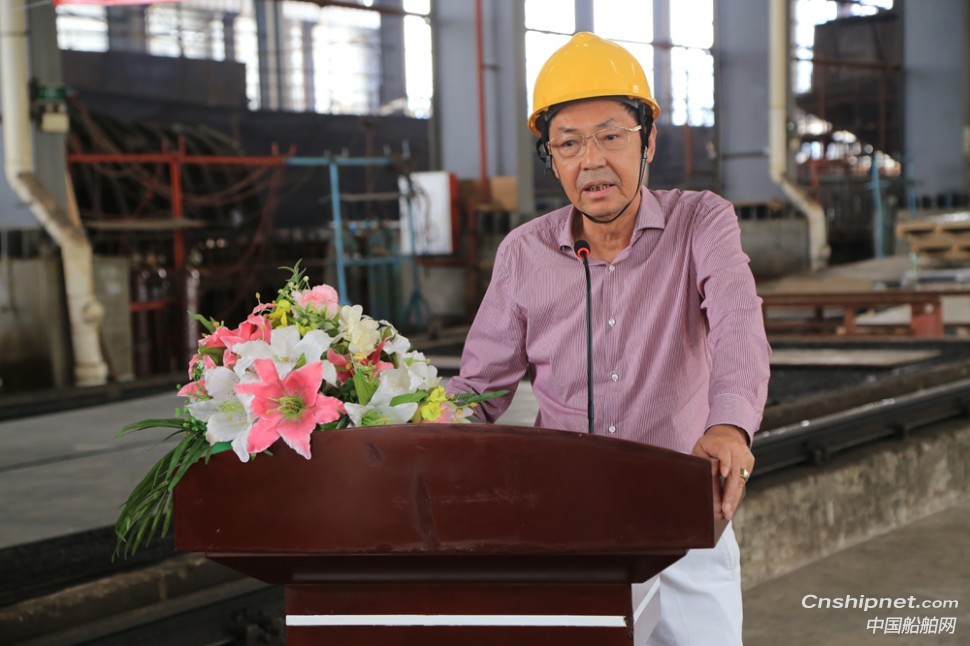 江龙船艇36米钢铝高速客船开工