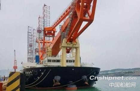 七〇四所为200T浮船吊提供全船核心动力系统