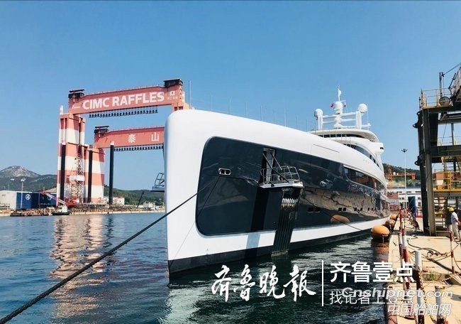 中集来福士超级游艇Illusion Plus开始首航