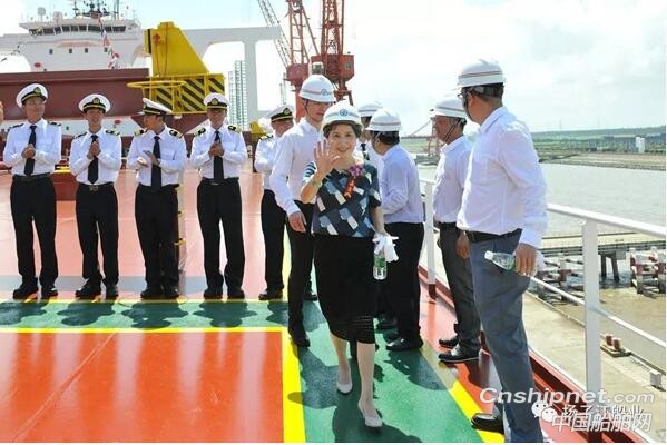 扬子江船业第四艘40万吨超大型矿砂船