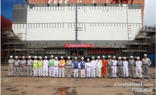 沪东中华亚马尔项目2号船H1811A入坞