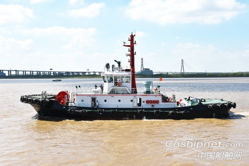 镇江船厂出厂1艘2942kW全回转拖船