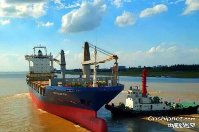 华润大东修理的集装箱船“Resolution决心”轮顺利离厂