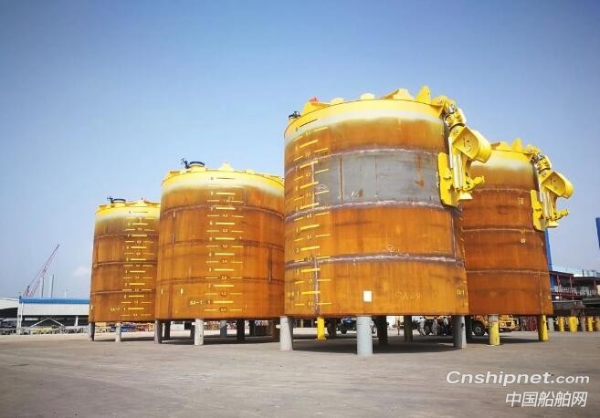 南通中远重工第二套吸力锚项目交付