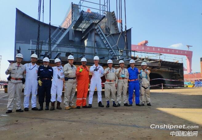 上海外高桥造船300K FPSO船体总组开工