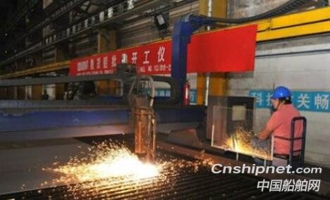 扬子江船业第三艘82000DWT散货船开工