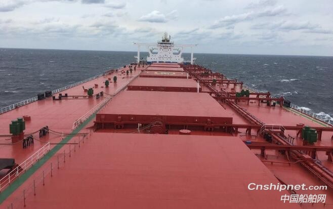 外高桥造船第四艘40万吨VLOC船完成试航