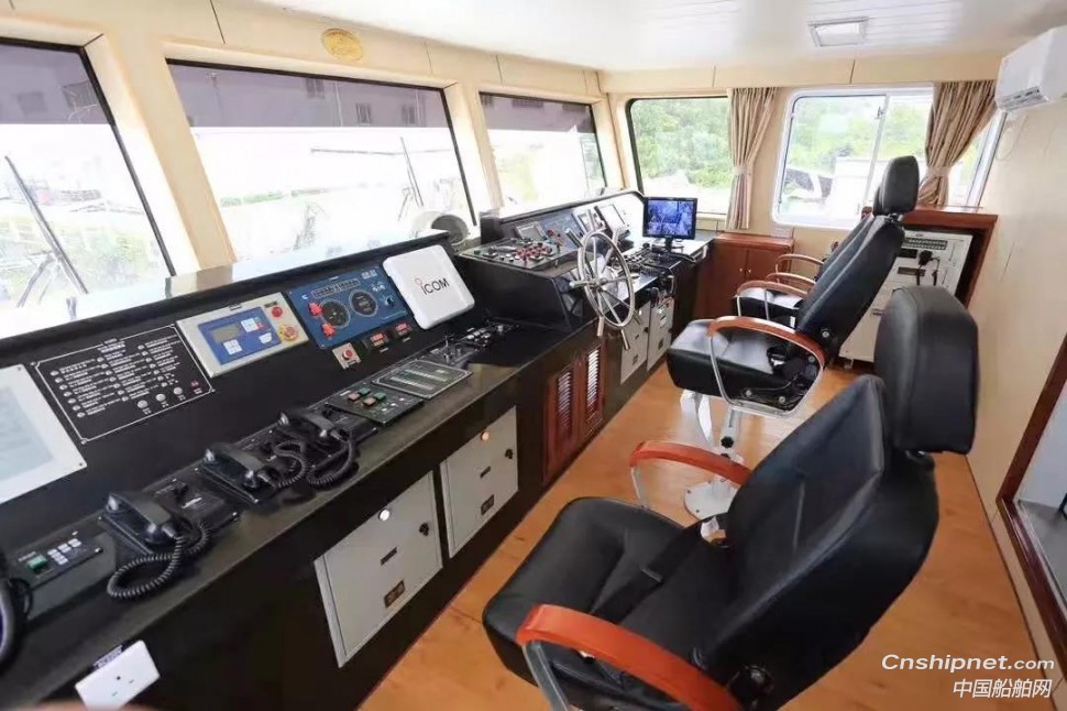 江龙船艇“富裕”轮客船顺利首航