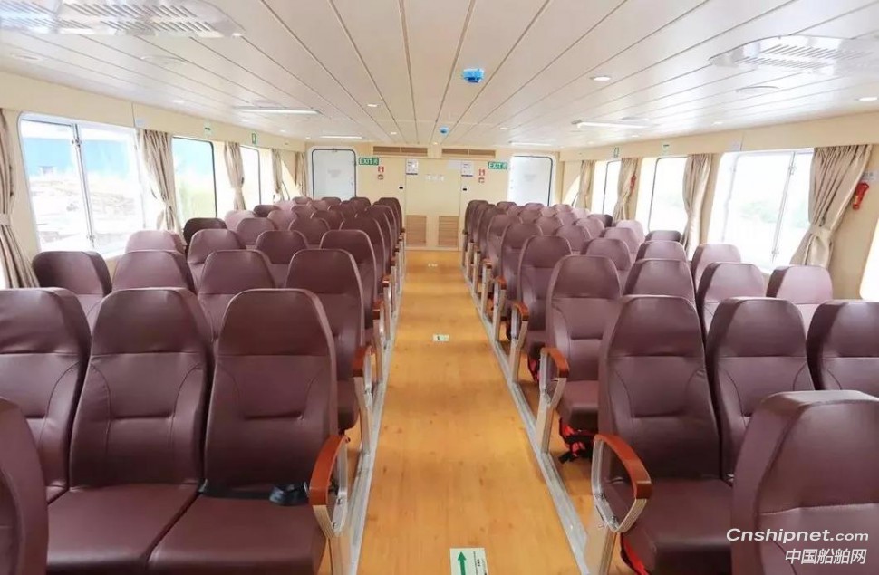 江龙船艇“富裕”轮客船顺利首航