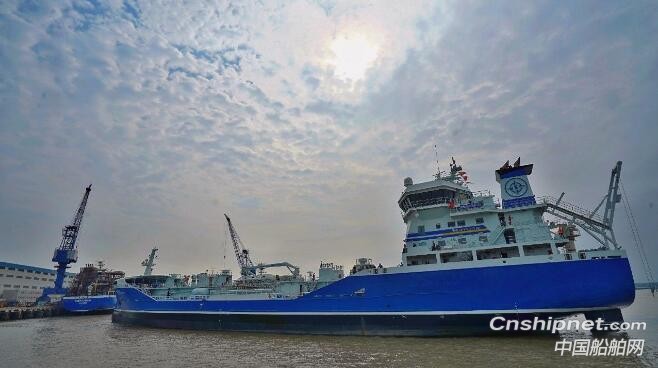 中航鼎衡2艘7999吨化学品船命名