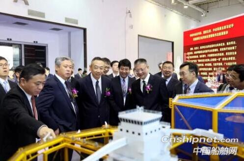 大船集团惊艳亮相大连海事展
