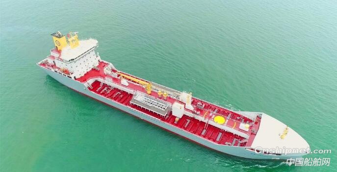 中船澄西第2艘1.86万吨化学品船签字交付