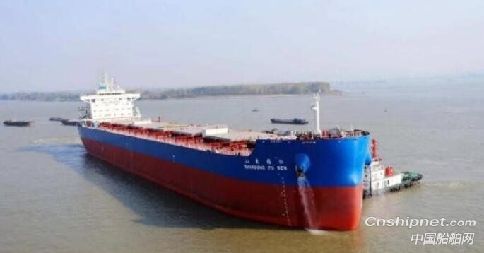 金陵船厂82000吨7号散货船试航归来