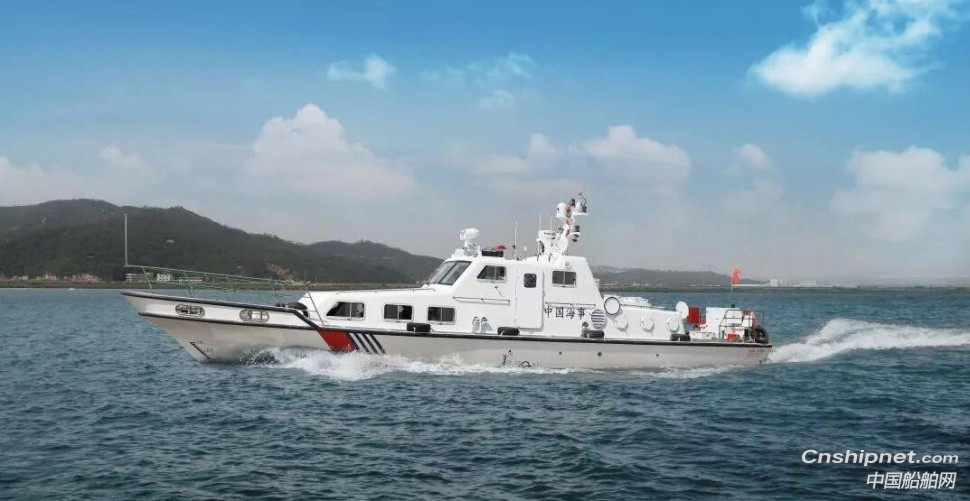 江龙船艇17米巡航救助船试航成功