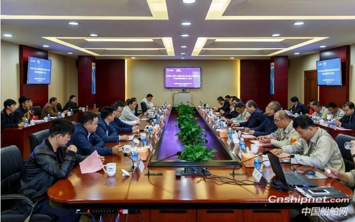 上海振华重工1200吨自升式风电安装船正式开工