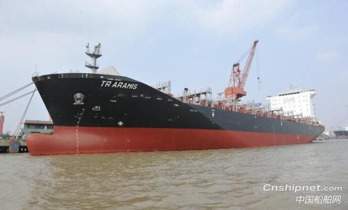 舟山长宏国际获6艘2700TEU环保型支线集装箱船订单