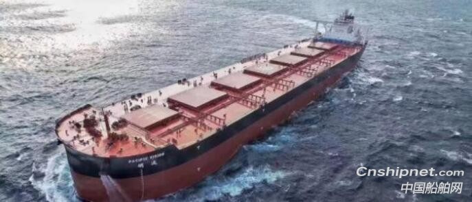 外高桥造船首艘智能超大型矿砂船完成试航