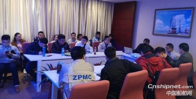 中交三航局1200T自升式风电安装船起重机完成技术交底