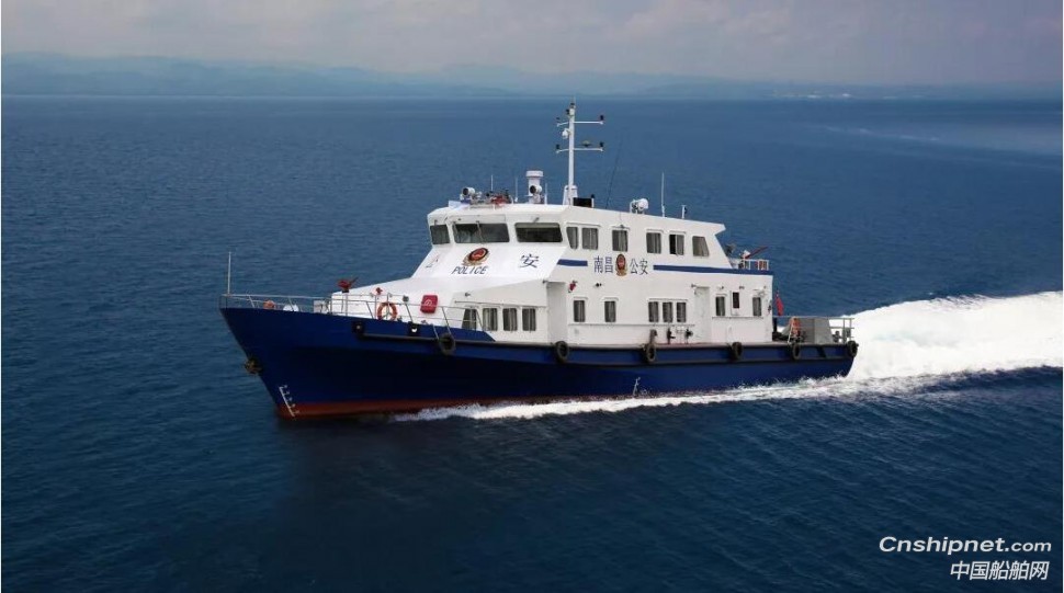 江龙船艇35米公安指挥艇顺利交付