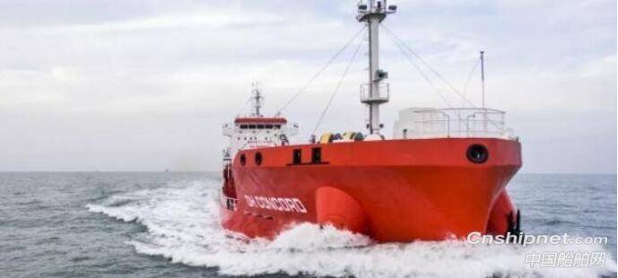 上海鼎衡船务第五艘不锈钢油化船完成试航