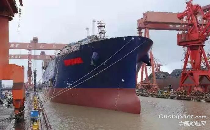 沪东中华亚马尔项目首制船H1810A出坞