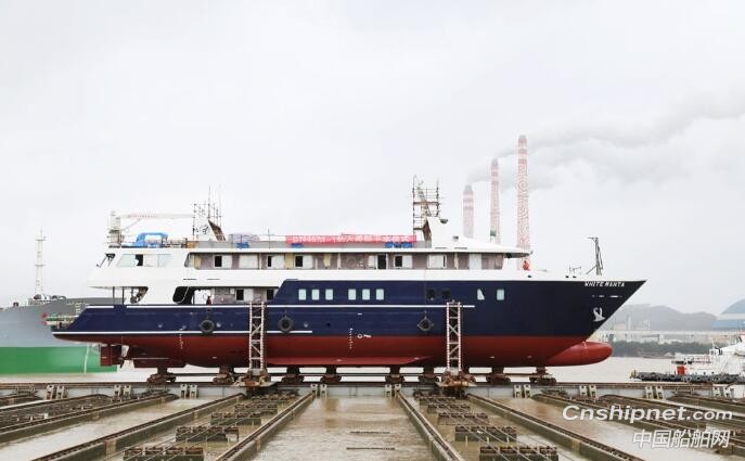 东南造船45米私人游艇顺利下水