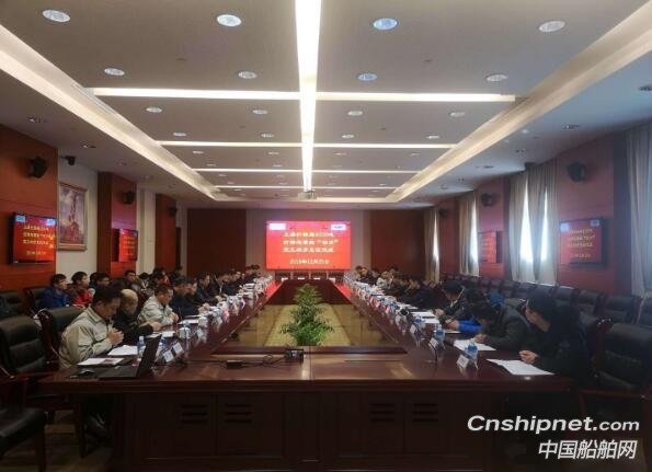 振华重工“创力”号4500吨大型抢险打捞起重船举行四方见证