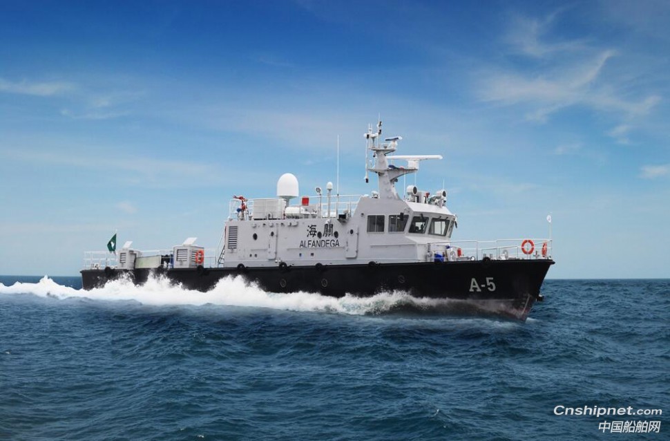 江龙船艇2艘35米级现代化高速巡逻船正式入列服役