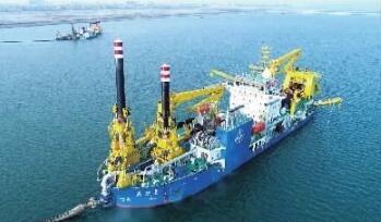 亚洲最大重型自航绞吸船“天鲲”号完成全部测试