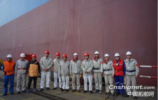 外高桥造船18.7万吨散货船H1465完成海试