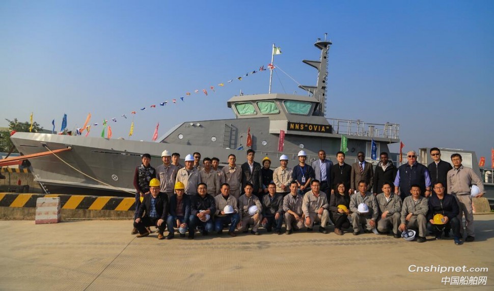 江龙船艇尼日利亚38.8米高速铝合金巡逻艇1号船命名下水