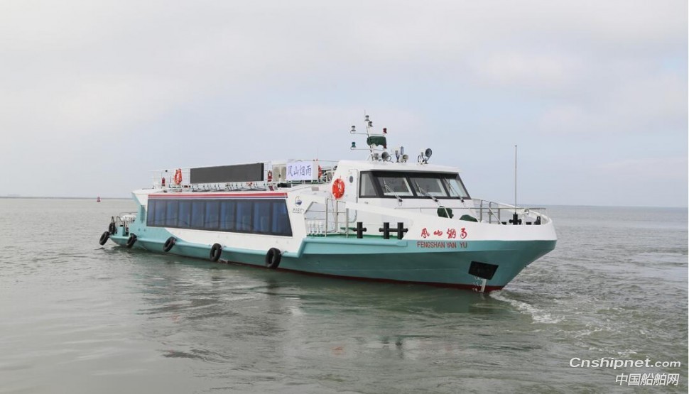 江龙船艇成功交付杭州目前最大的运河水上巴士“凤山烟雨”号
