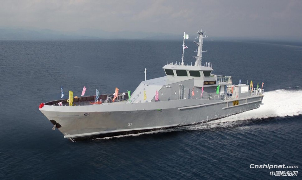 江龙船艇尼日利亚38.8米高速铝合金巡逻艇1号船命名下水