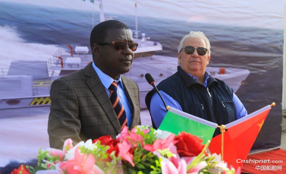 江龙船艇尼日利亚38.8米高速铝合金巡逻艇1号船命名下水