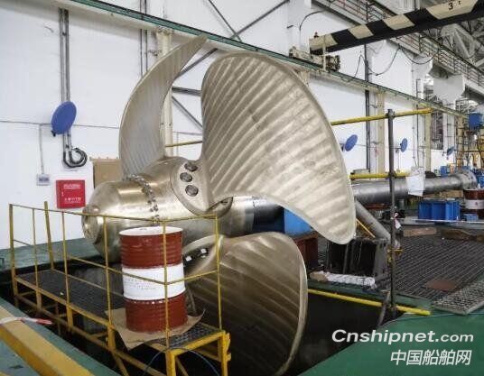 国产首艘南极磷虾捕捞加工船配套主推进系统通过检验