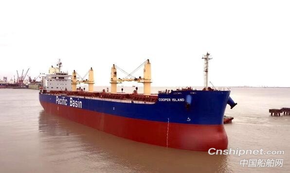 上海中远海运重工2艘船舶安装脱硫塔工程顺利完工