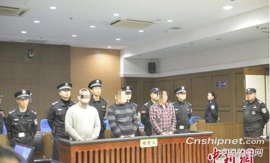 浙江一货船特大抢劫杀人案，21年后逮捕2人死刑1人无期