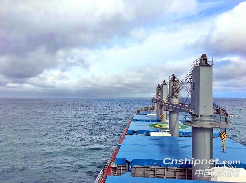 江门市南洋船舶工程39300DWT散货船圆满完成试航