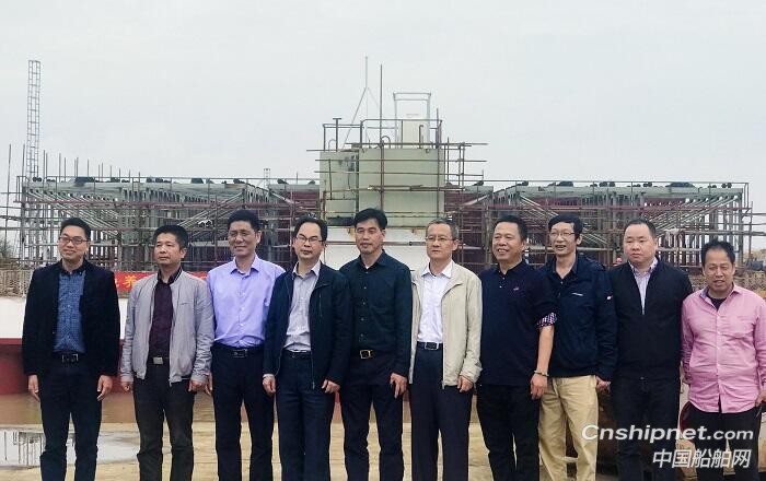 中国首制智能环保型鲍鱼养殖平台“福鲍001”正式下水