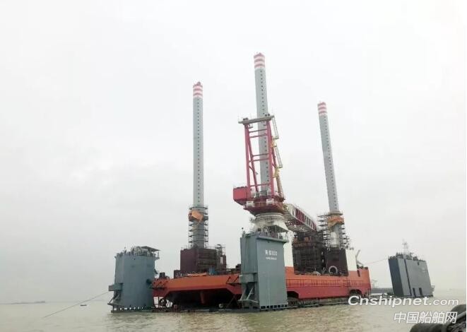 黄埔文冲800T自升式风电安装平台顺利下水