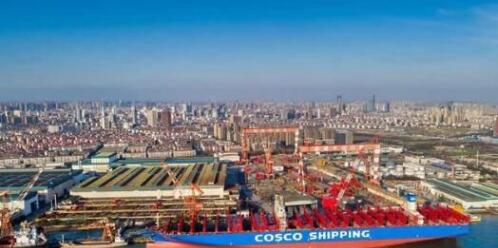 中远海运川崎20000标箱集装箱船“中远海运水瓶座”命名