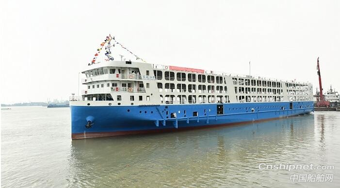 招商轮船商品车滚装船“长航江耀”轮交付