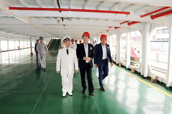 招商轮船商品车滚装船“长航江耀”轮交付