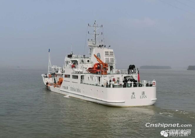 同方江新1200吨中型航标船“海巡1506”交付