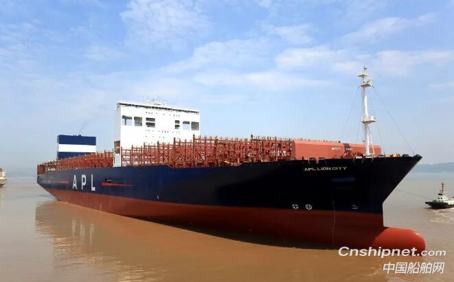 舟山中远海运重工改装一新的达飞海运