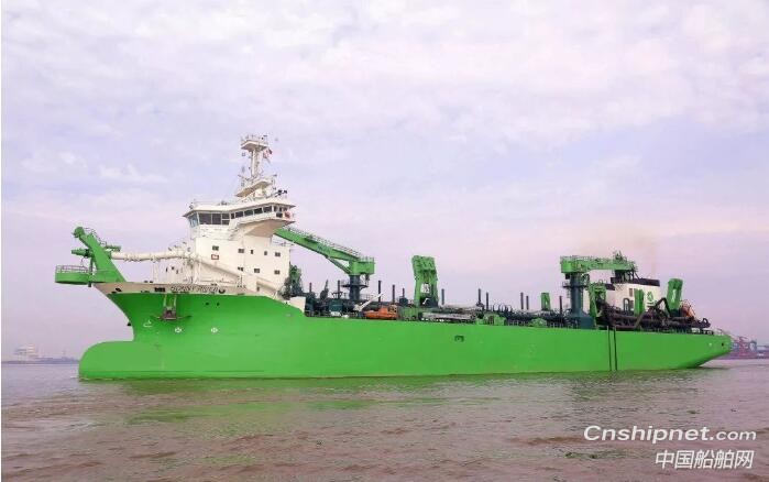 广东中远海运重工首制15000立方米耙吸式挖泥船