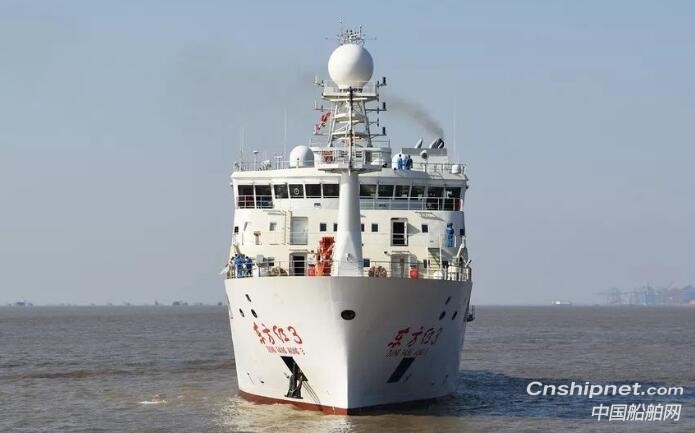 江南造船深远海大型综合科学考察实习船“东方红3”号交付