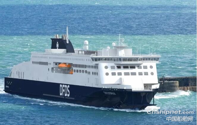 中航威海3100米车道高端客滚船开建